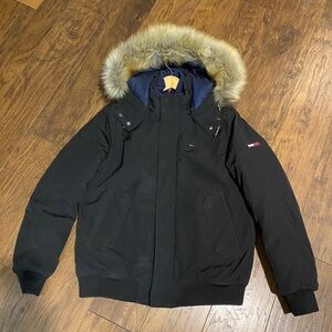 Tommy Hilfiger Black Puffer Jacket with Fur Hood and Ribbed Cuffs